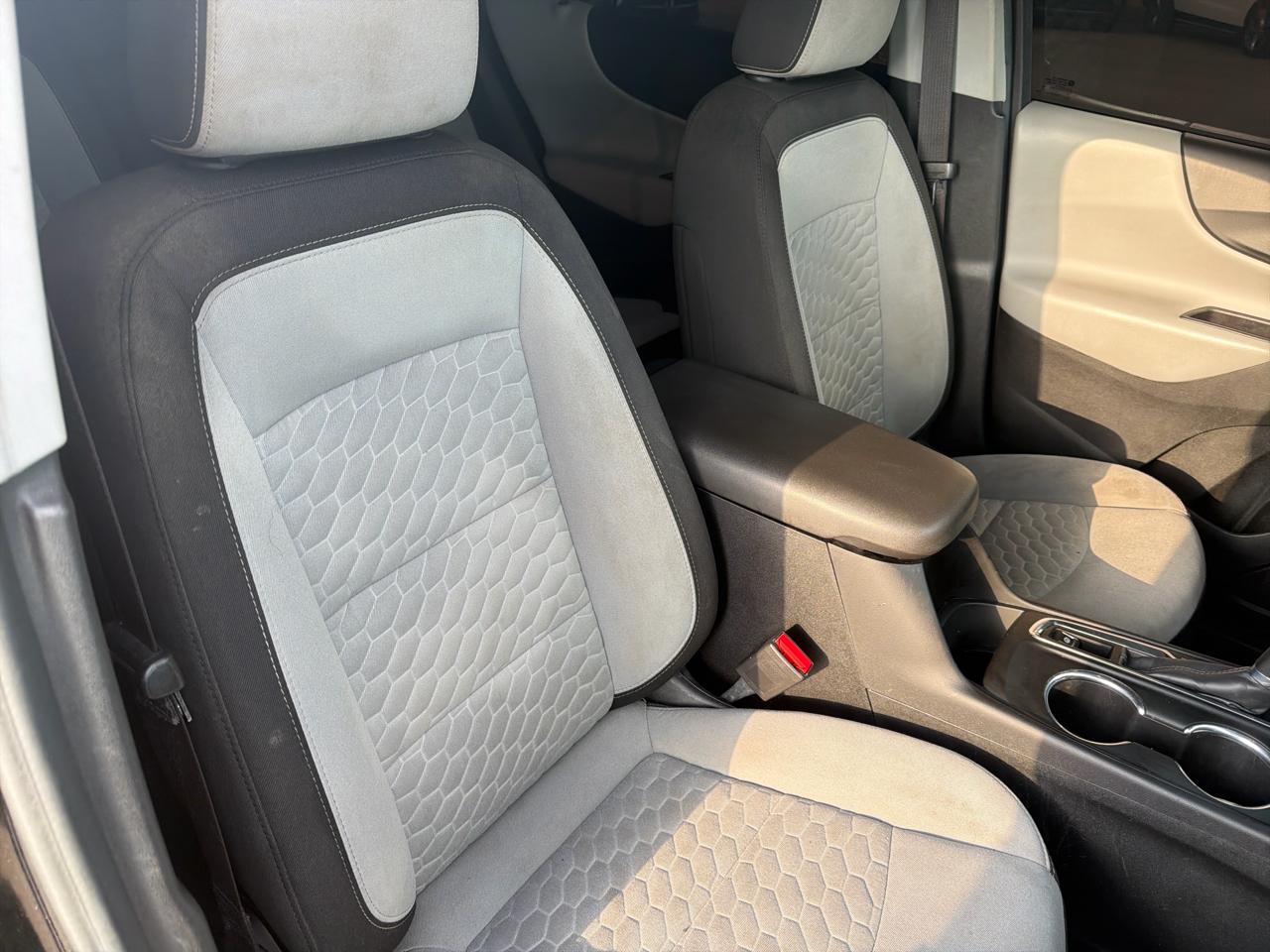 Chevrolet Equinox FWD 4dr LS w/1LS 2020