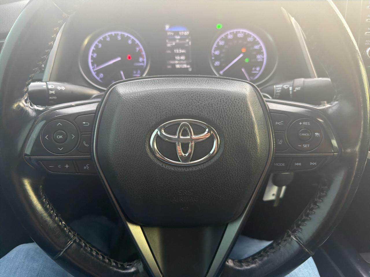 Toyota Camry SE Auto (Natl) 2021