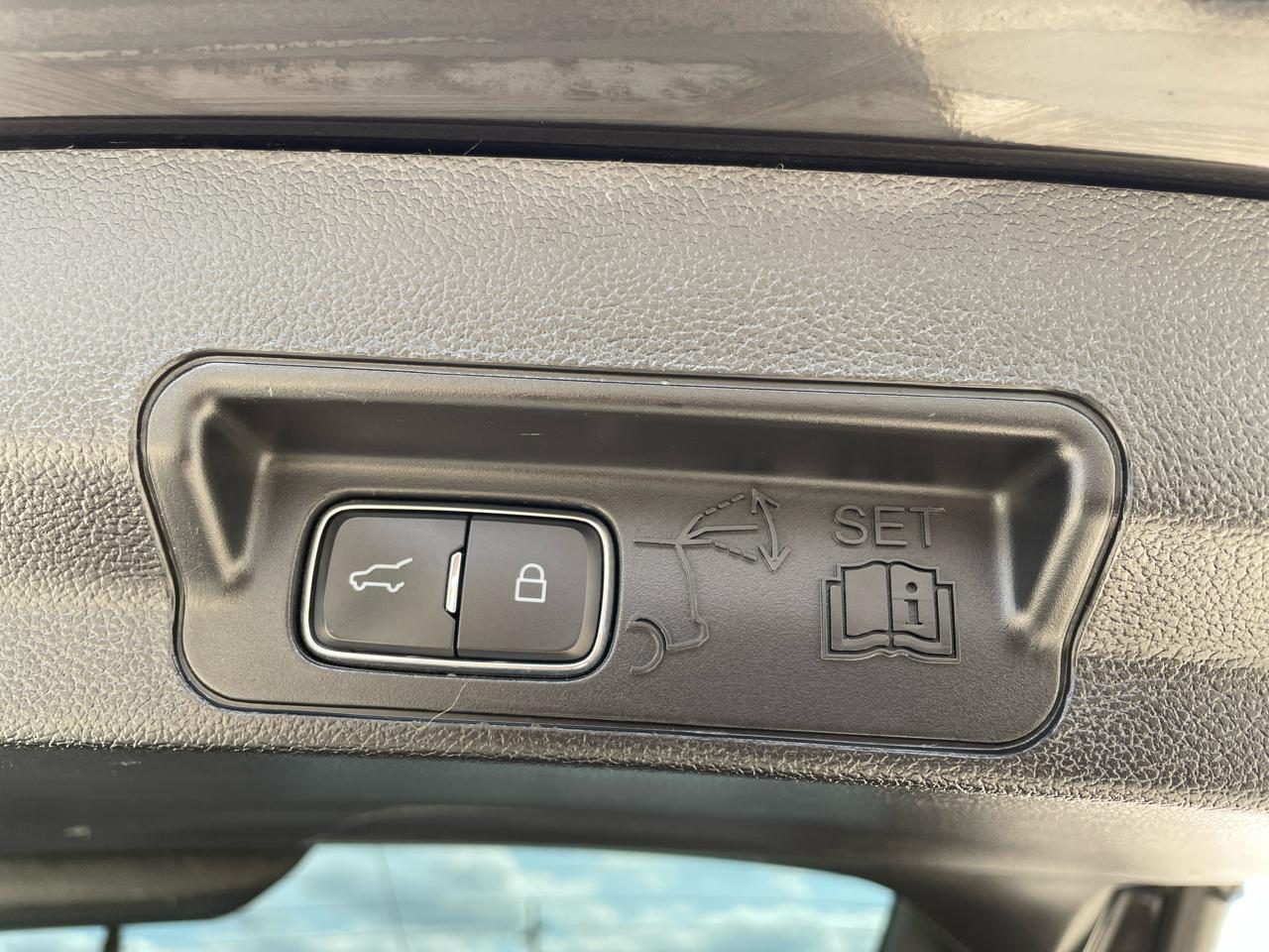 Ford Explorer Limited 4WD 2020