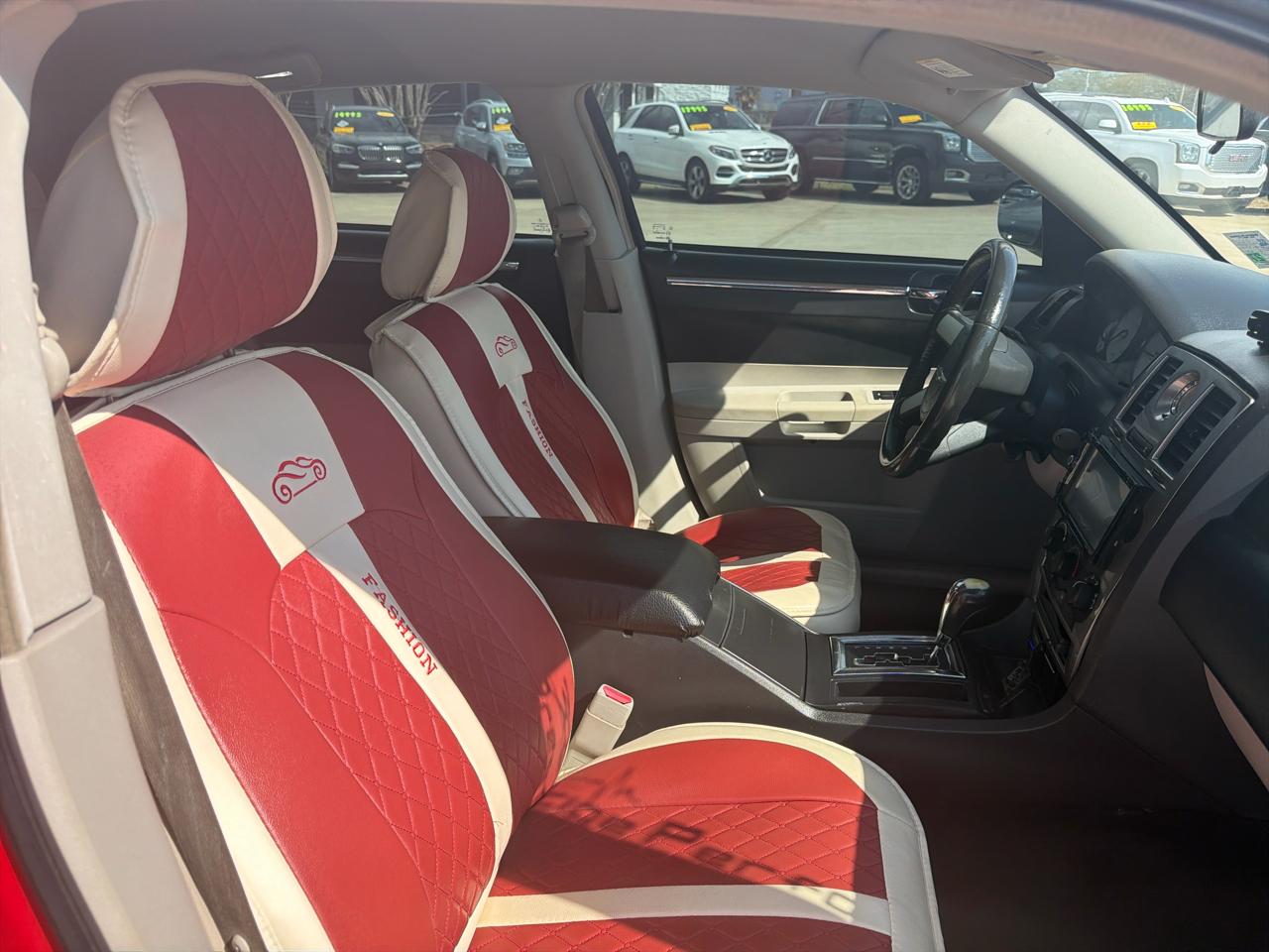 Chrysler 300 4dr Sdn 300 Touring 2006