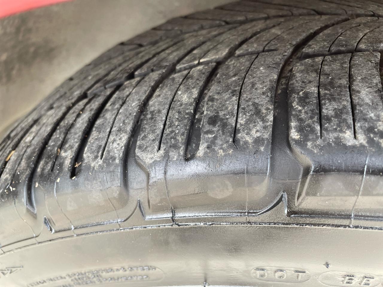 Chevrolet Camaro 2dr Cpe LT w/2LT 2015