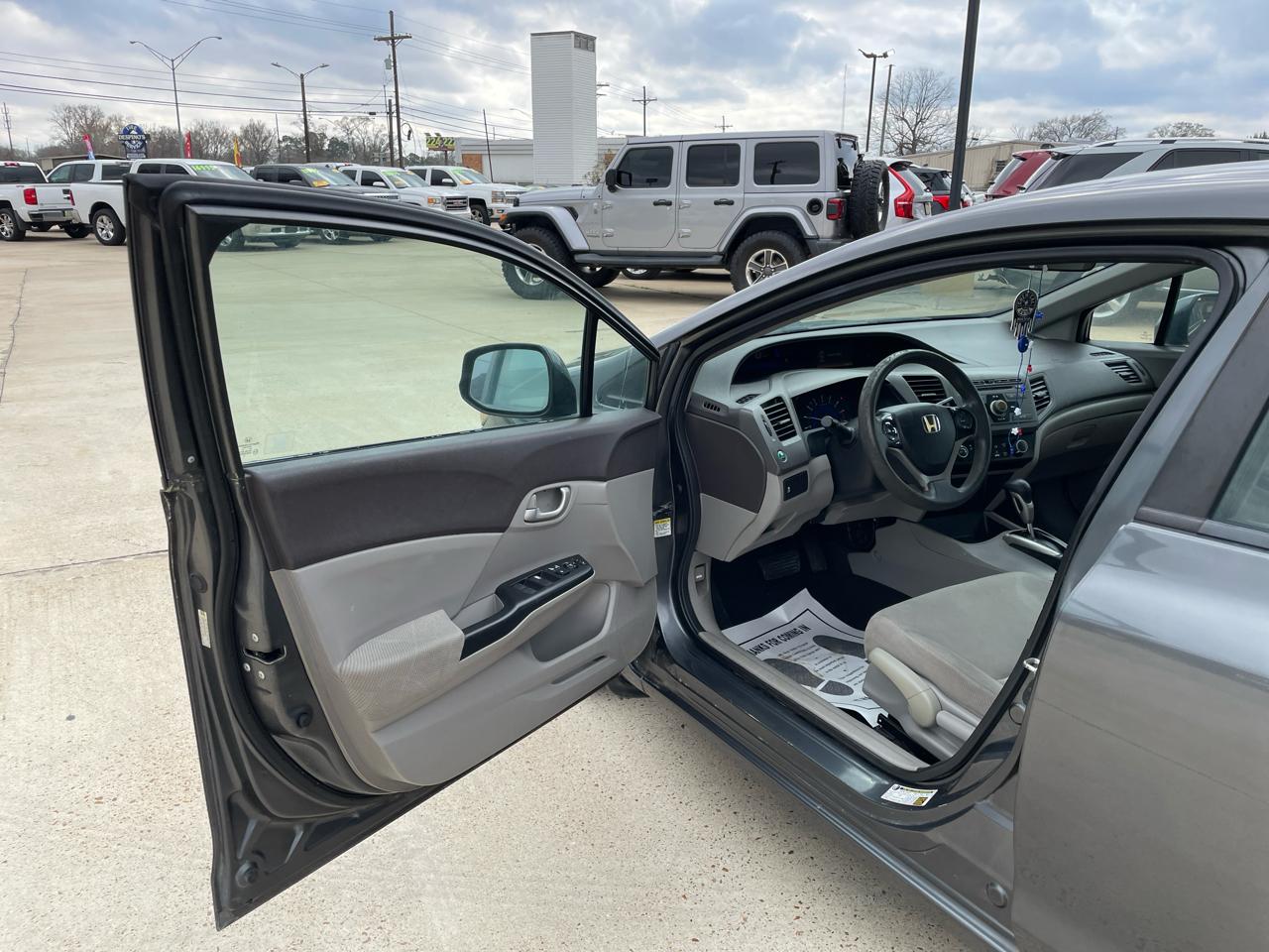 Honda Civic Sdn 4dr Auto LX 2012