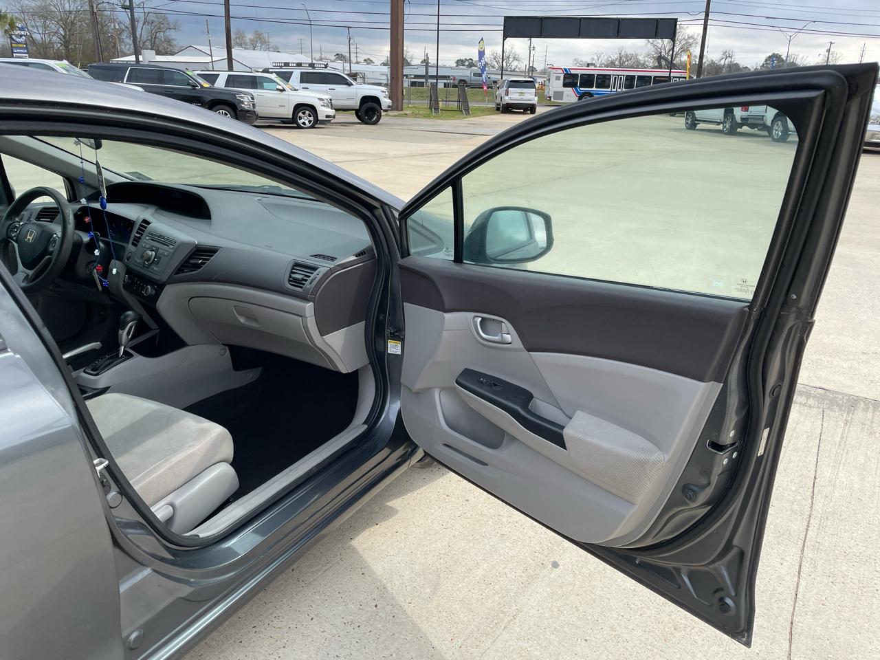 Honda Civic Sdn 4dr Auto LX 2012