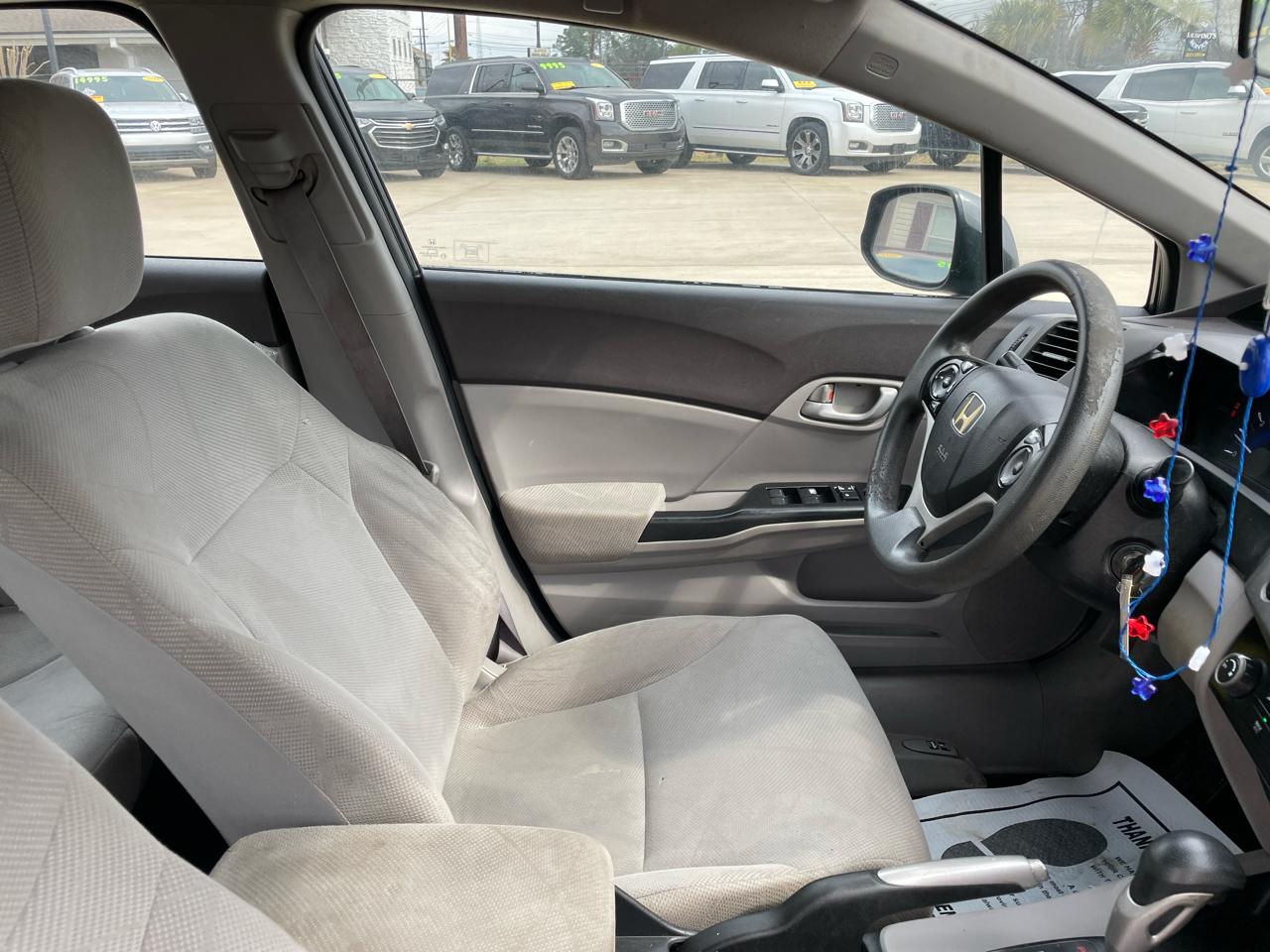 Honda Civic Sdn 4dr Auto LX 2012