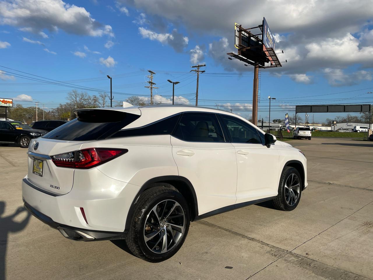 Lexus RX 350 FWD 4dr 2016