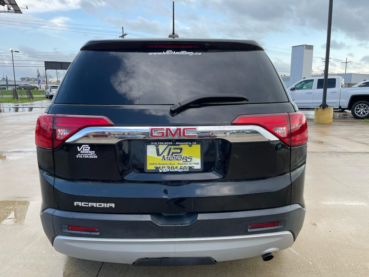 GMC Acadia FWD 4dr SLE w/SLE-1 2018