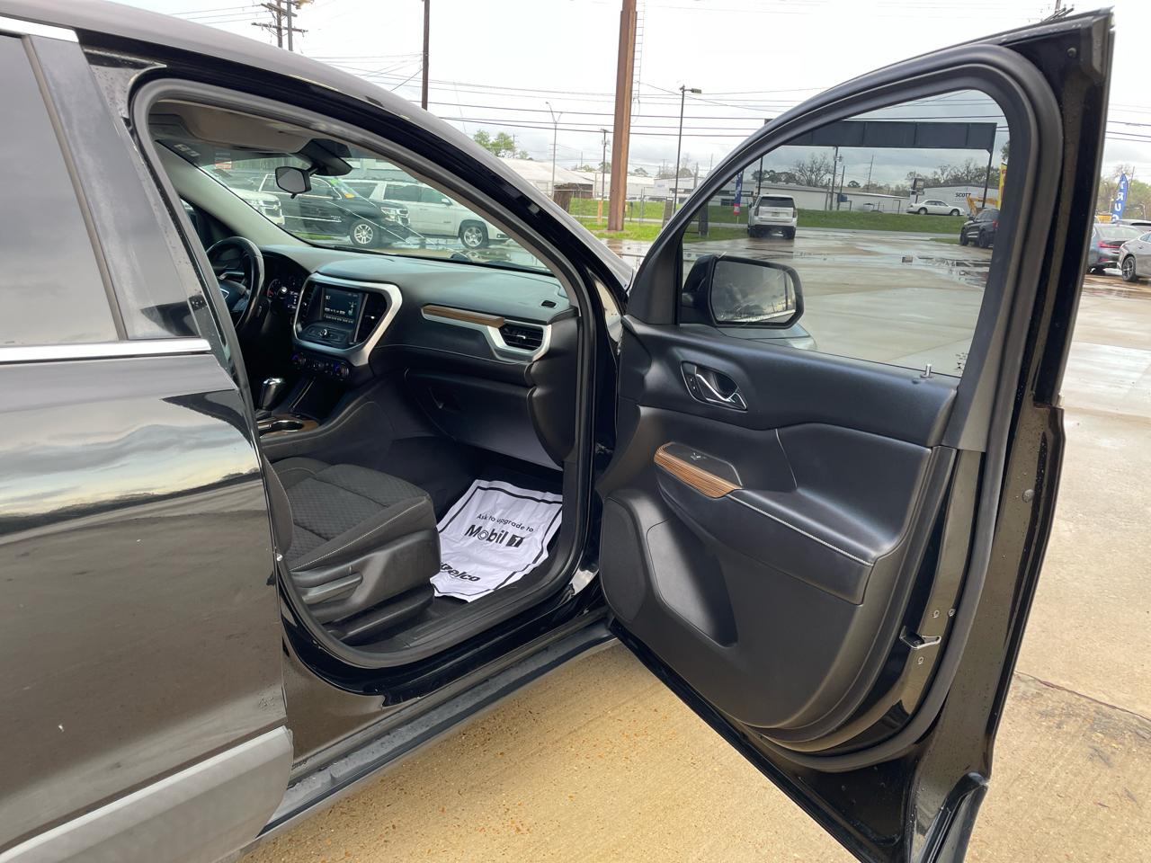 GMC Acadia FWD 4dr SLE w/SLE-1 2018