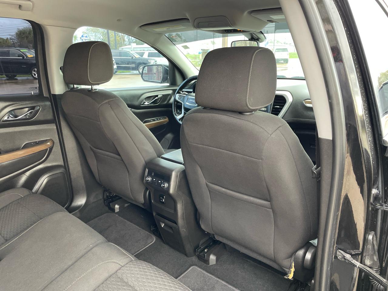 GMC Acadia FWD 4dr SLE w/SLE-1 2018