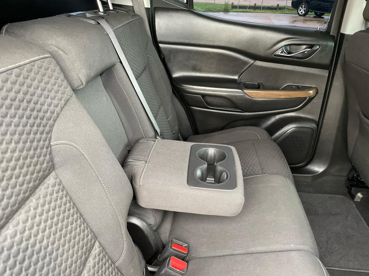 GMC Acadia FWD 4dr SLE w/SLE-1 2018