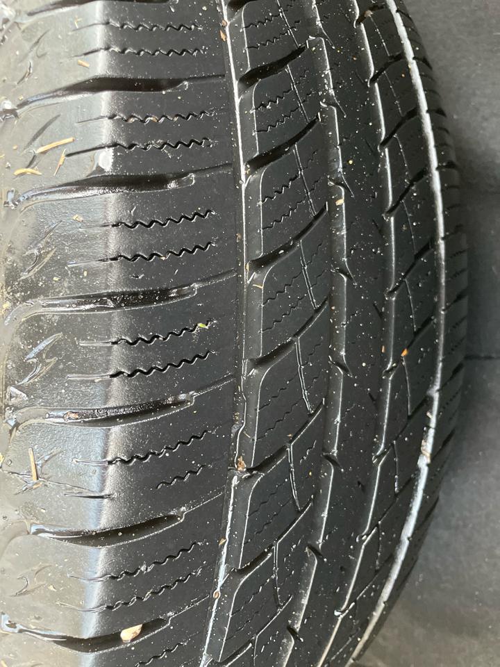 GMC Acadia FWD 4dr SLE w/SLE-1 2018