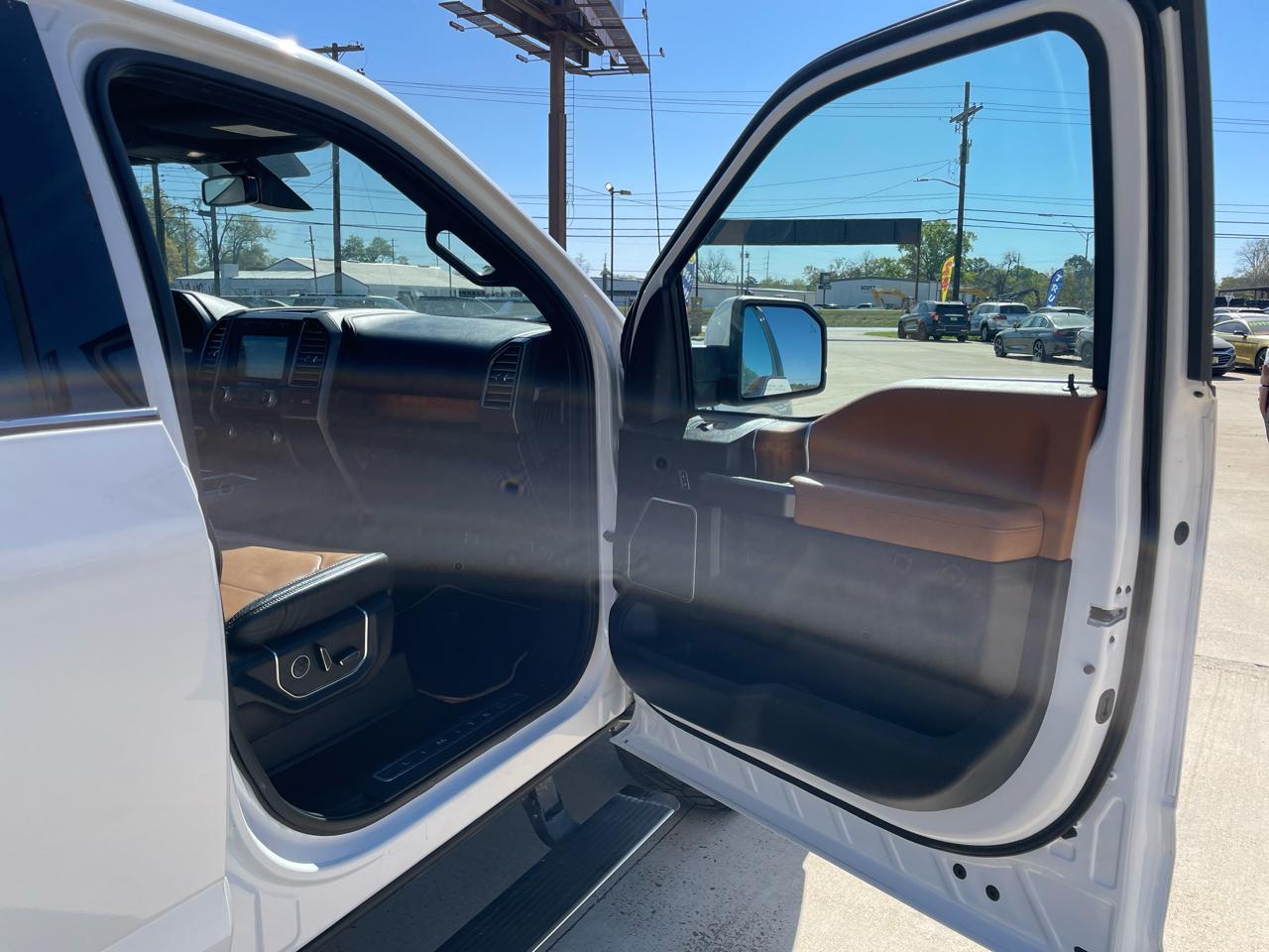 Ford F-150 Limited 4WD SuperCrew 5.5' Box 2017