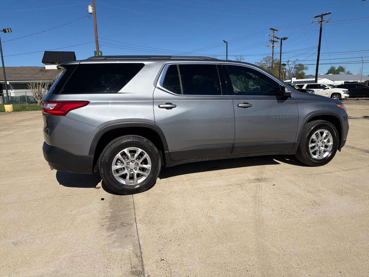 Chevrolet Traverse FWD 4dr LT Cloth w/1LT 2020