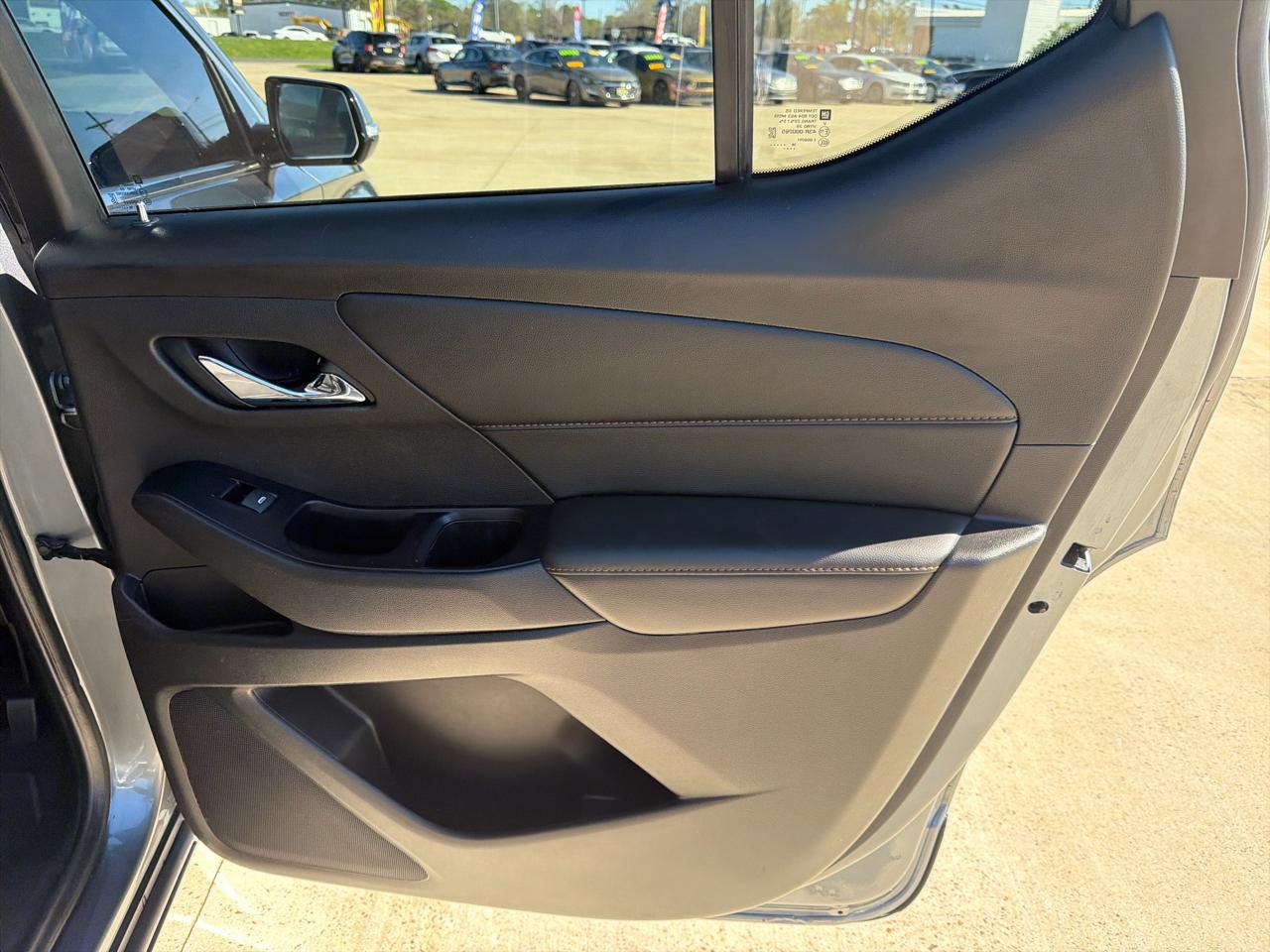 Chevrolet Traverse FWD 4dr LT Cloth w/1LT 2020