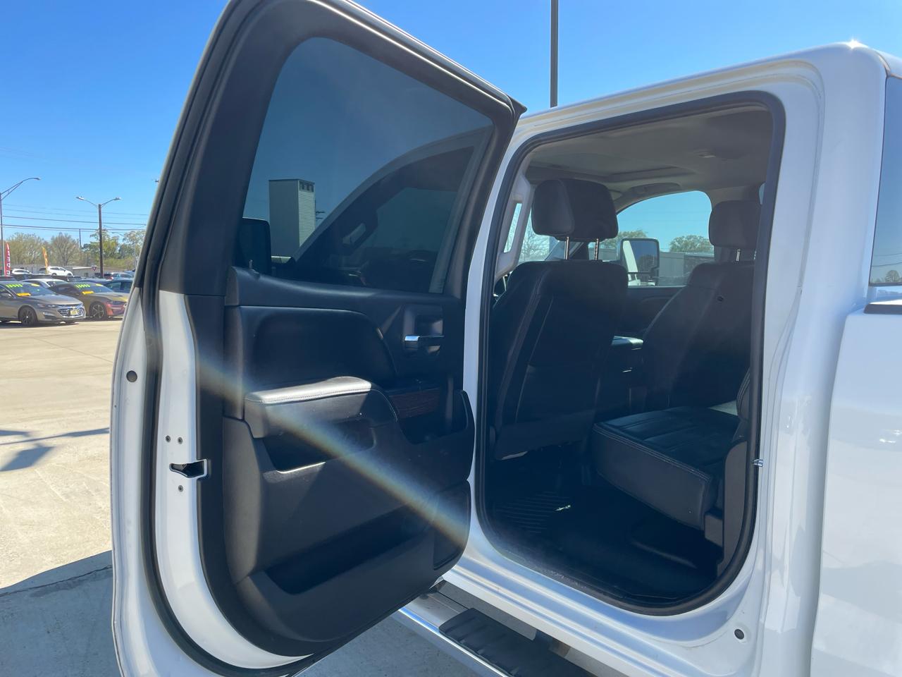 GMC Sierra 2500HD 4WD Crew Cab 153.7" Denali 2017