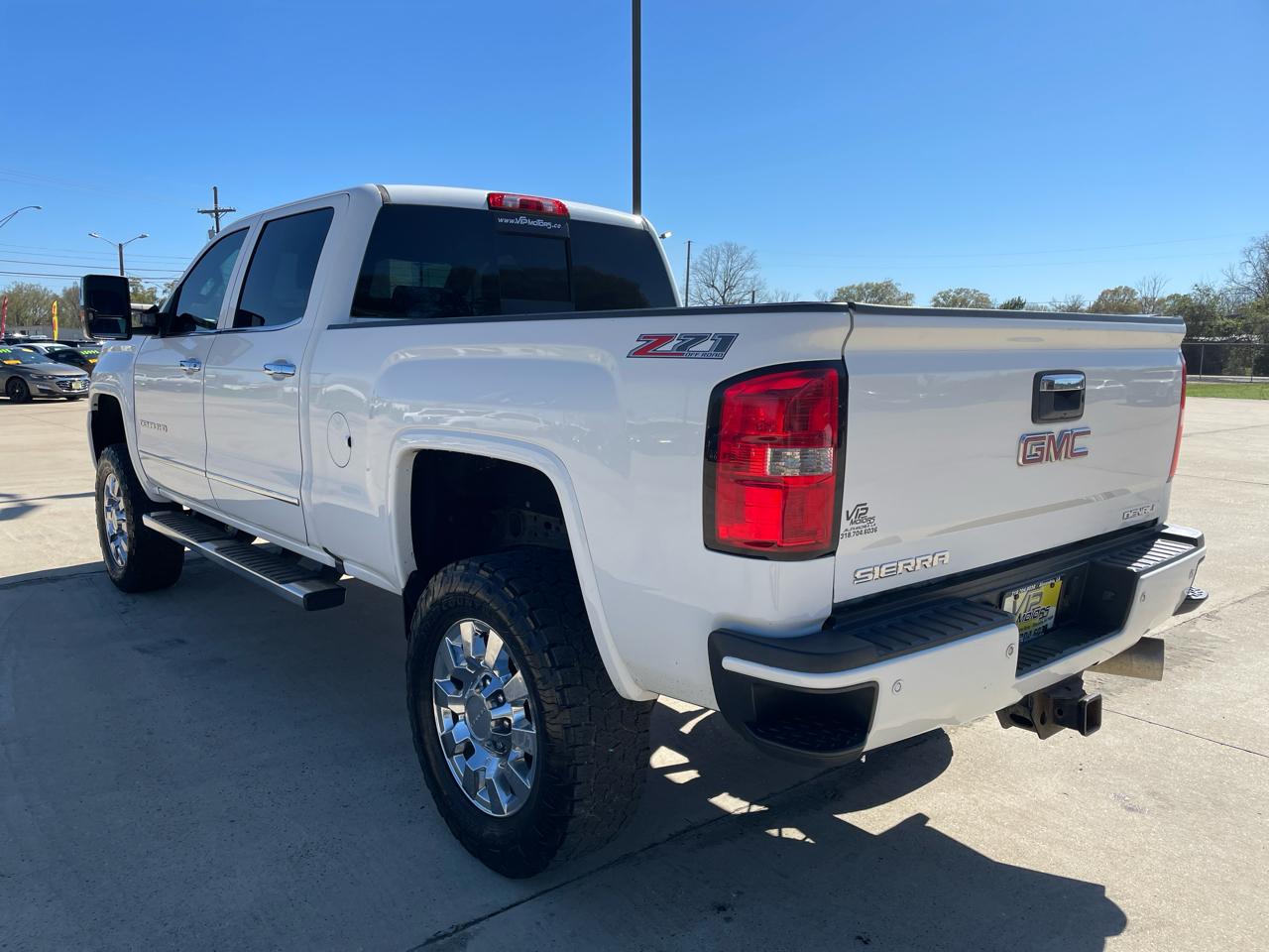 GMC Sierra 2500HD 4WD Crew Cab 153.7" Denali 2017