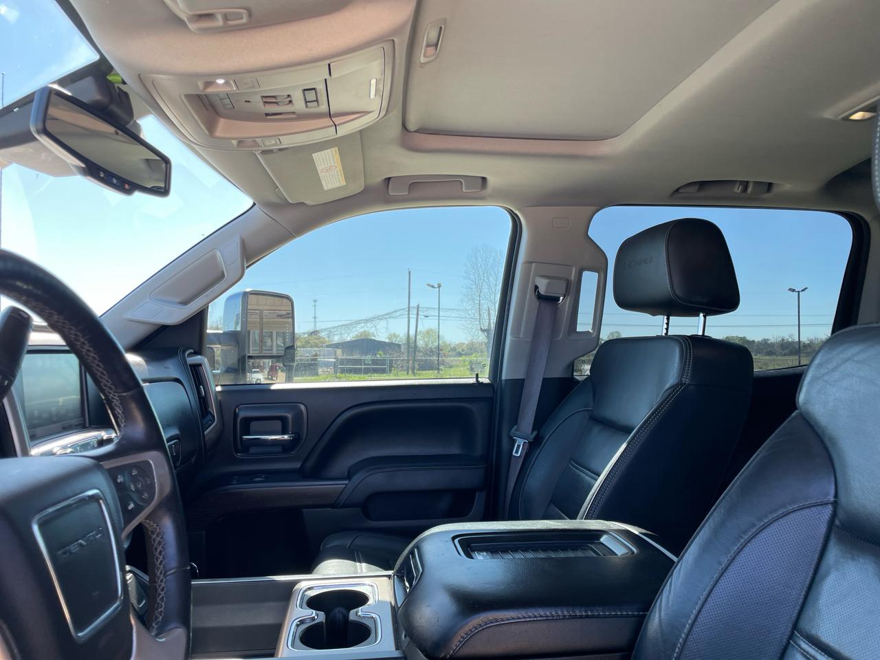 GMC Sierra 2500HD 4WD Crew Cab 153.7" Denali 2017