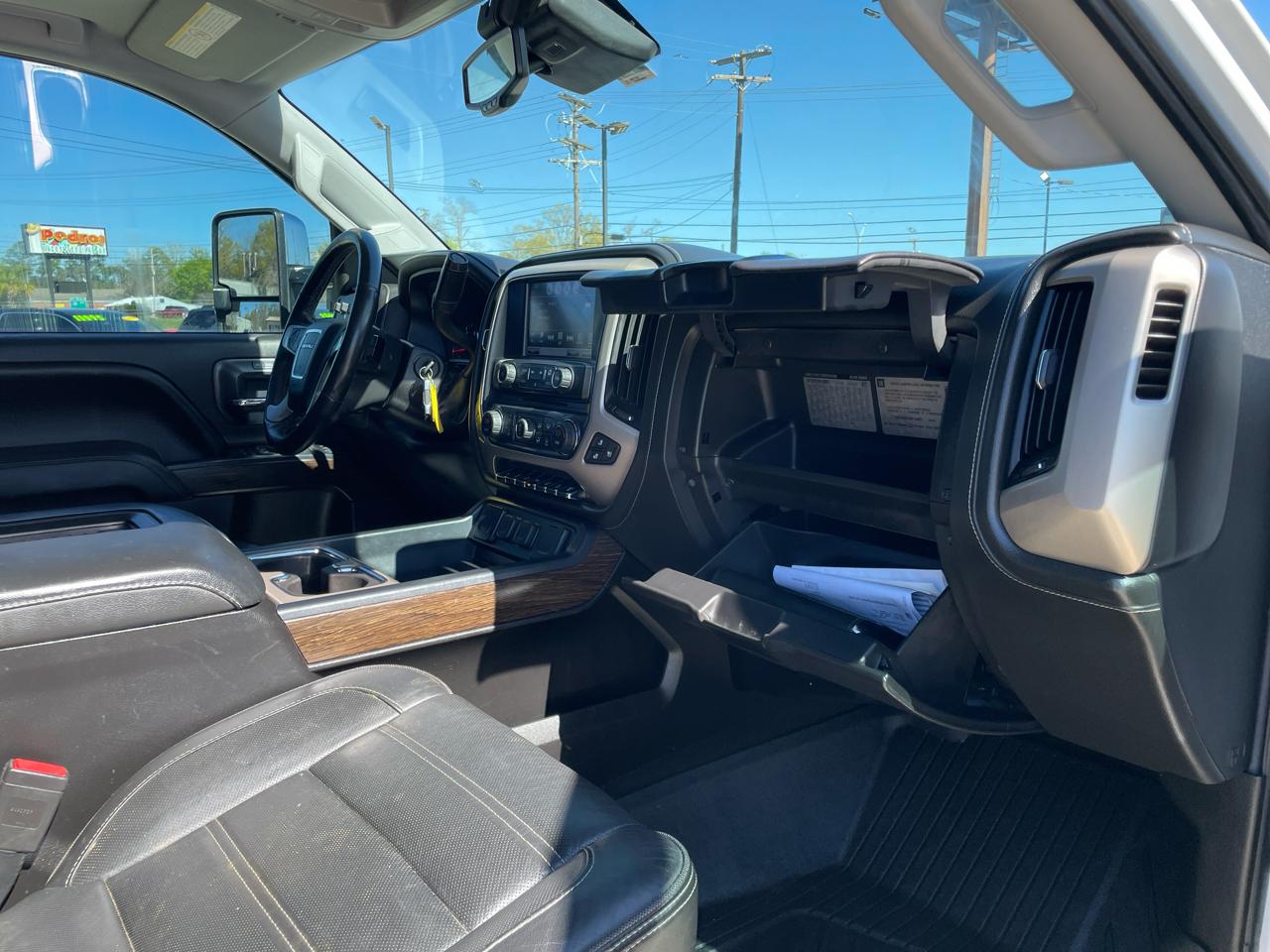 GMC Sierra 2500HD 4WD Crew Cab 153.7" Denali 2017