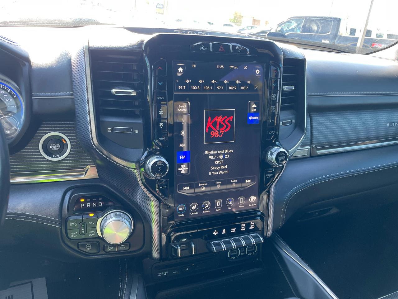 RAM 1500 Limited 4x4 Crew Cab 5'7" Box 2019