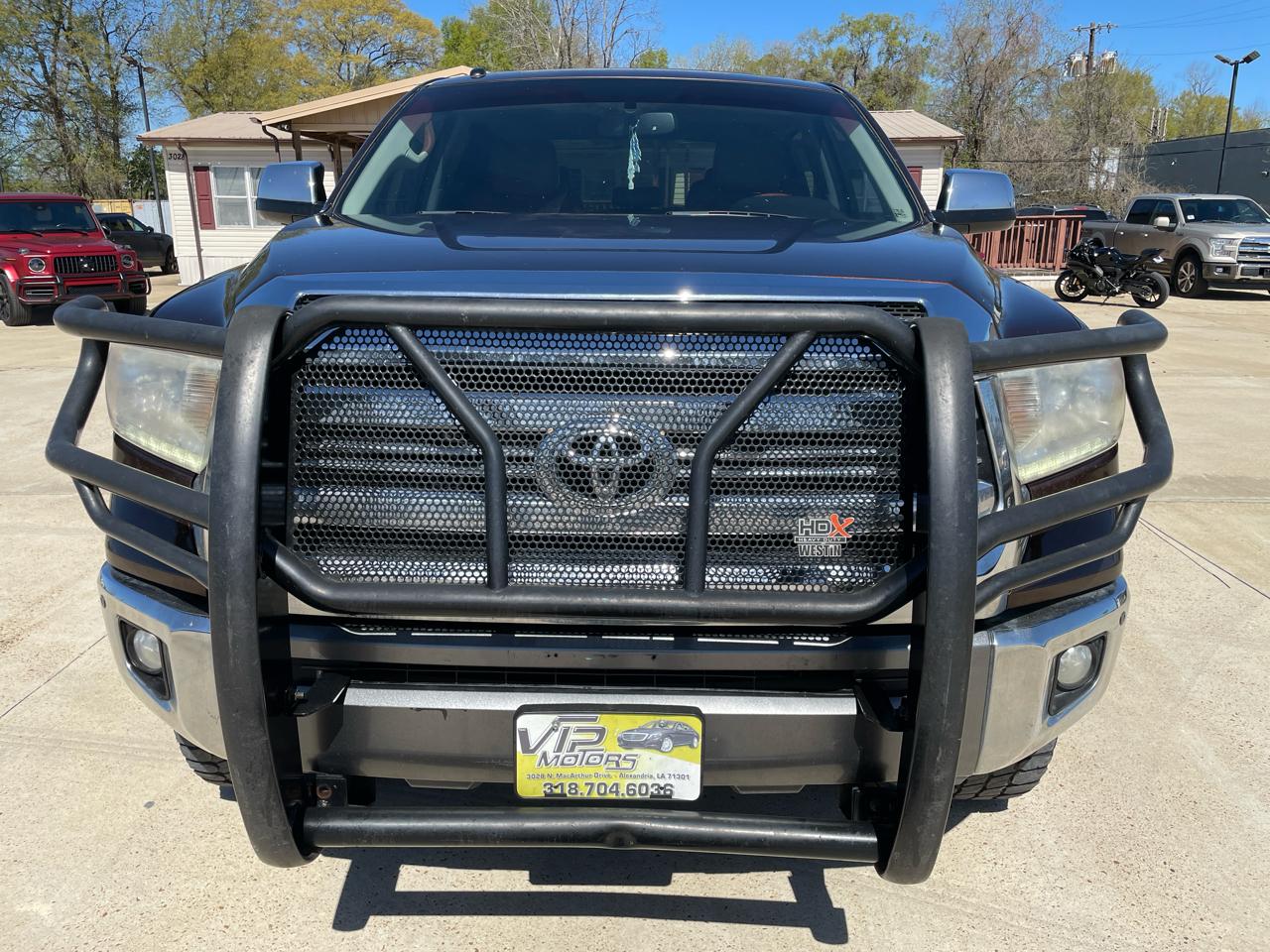 Toyota Tundra 4WD Truck CrewMax 5.7L FFV V8 6-Spd AT 1794 (Natl) 2016