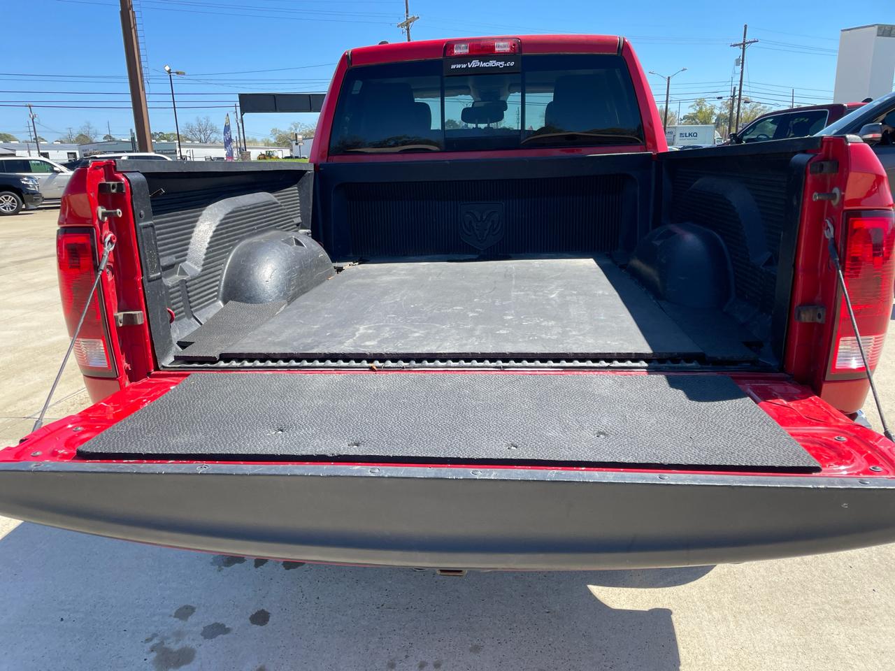 RAM 1500 2WD Quad Cab 140.5" Big Horn 2015