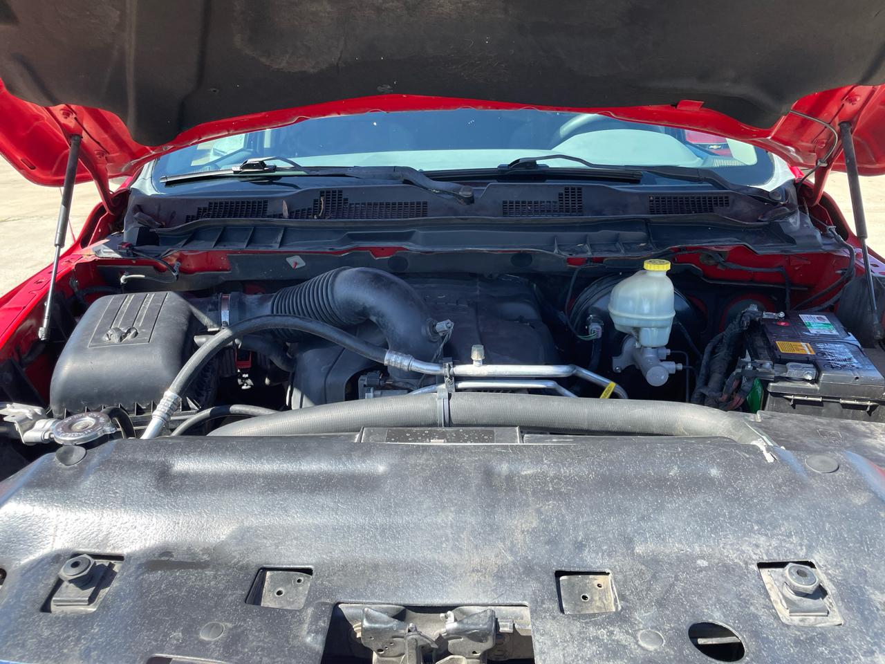 RAM 1500 2WD Quad Cab 140.5" Big Horn 2015