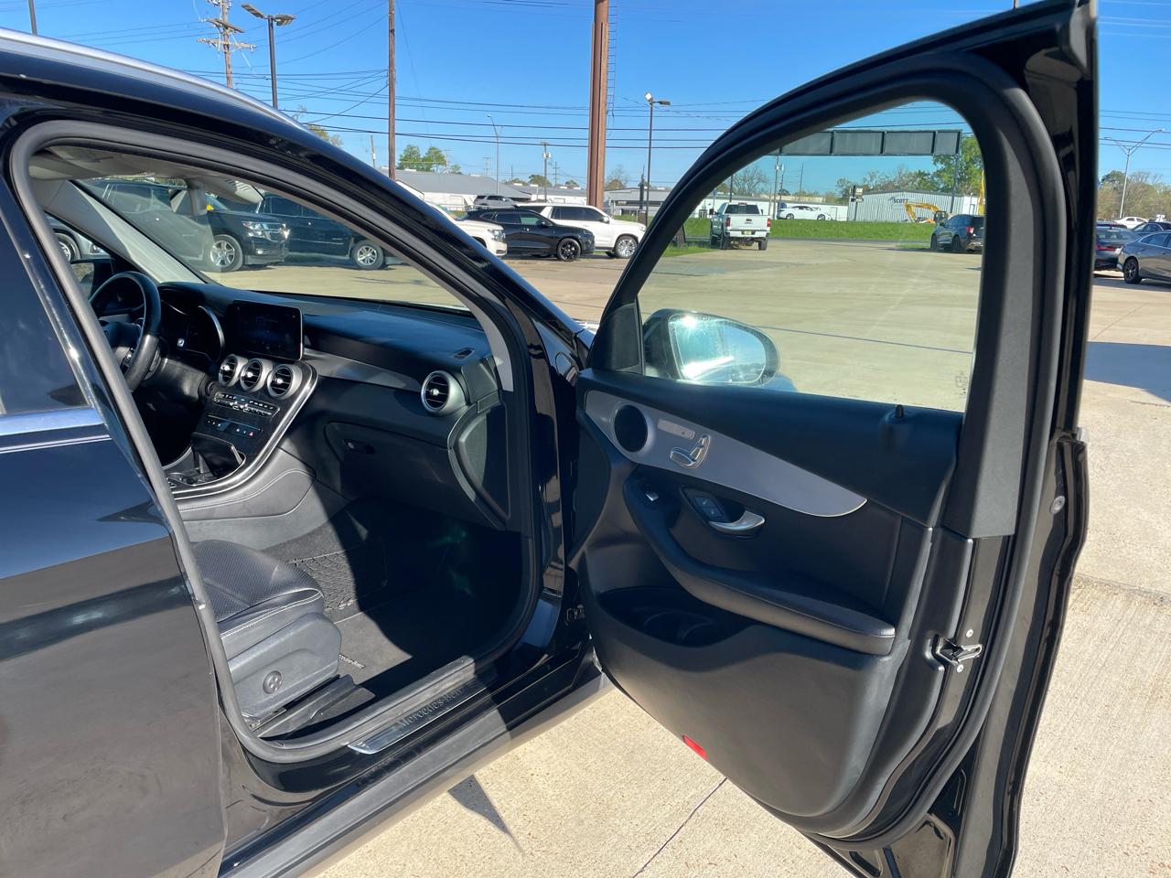 Mercedes-Benz GLC GLC 300 SUV 2020