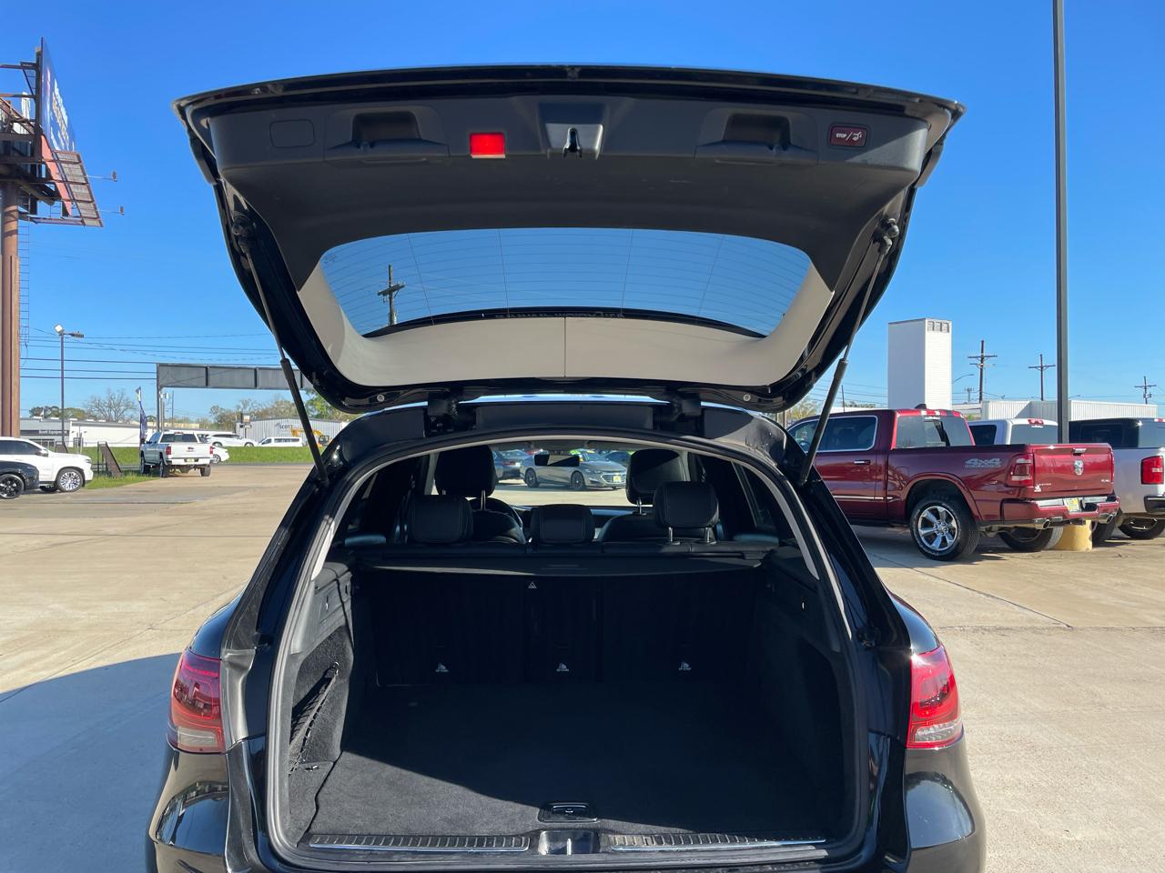 Mercedes-Benz GLC GLC 300 SUV 2020