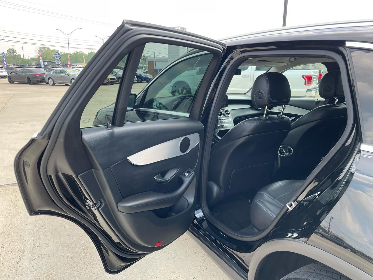 Mercedes-Benz GLC GLC 300 SUV 2020