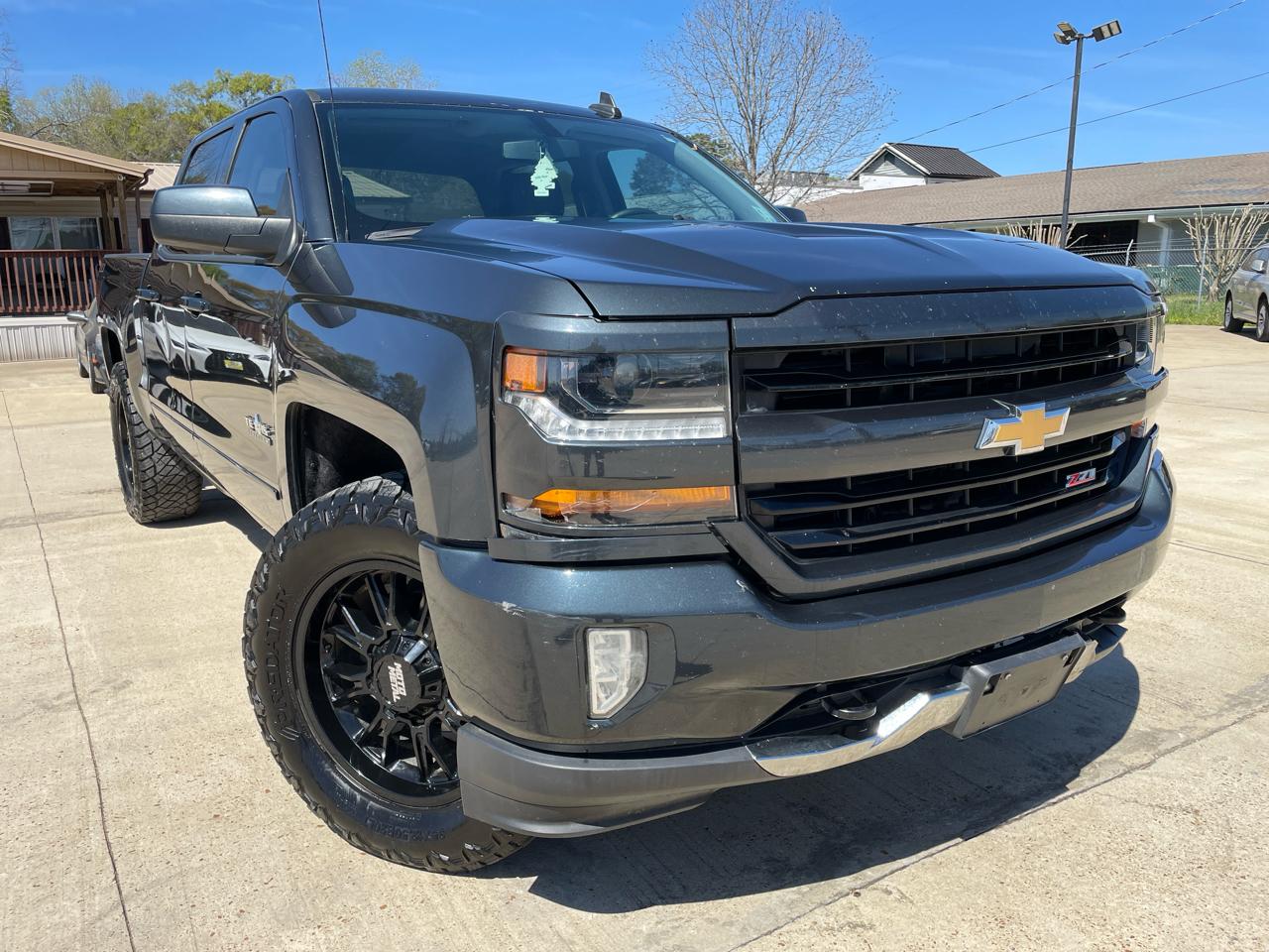 Chevrolet Silverado 1500 4WD Crew Cab 143.5" LT w/2LT 2018