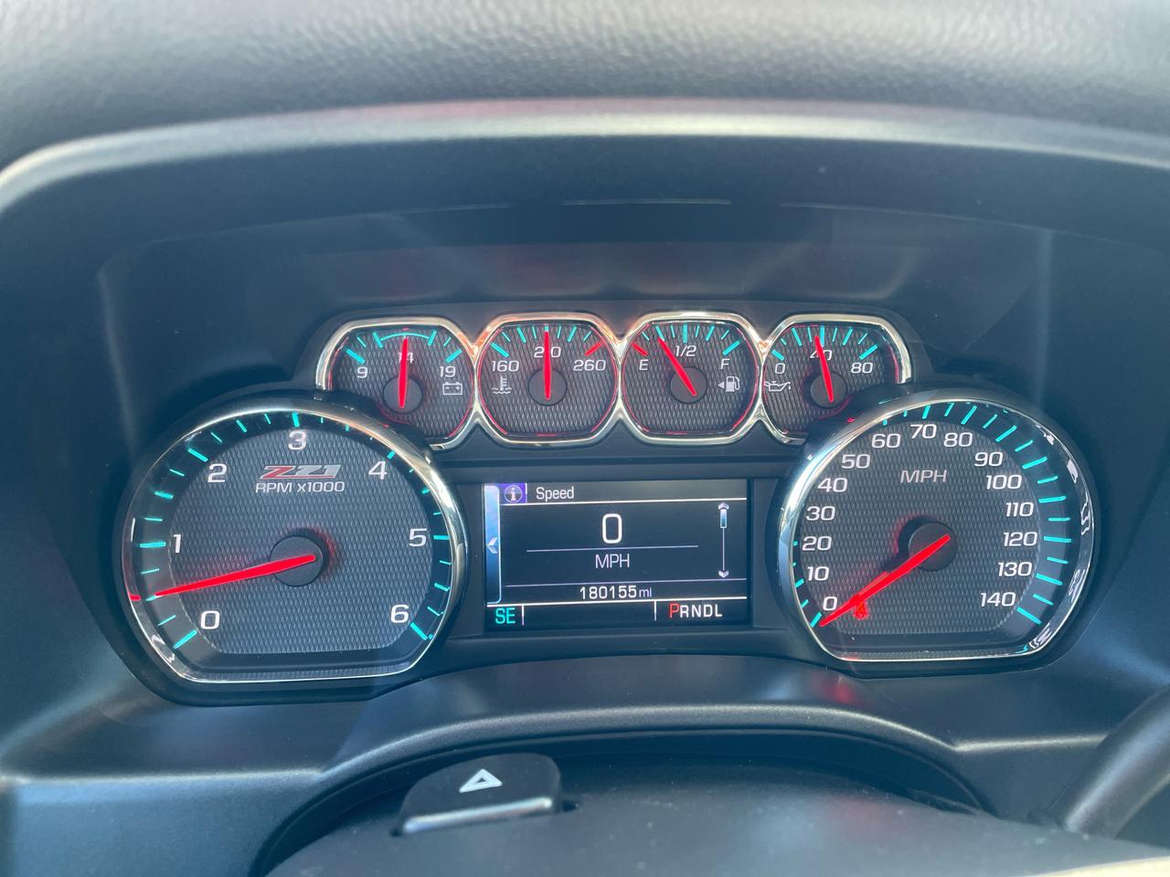 Chevrolet Silverado 1500 4WD Crew Cab 143.5" LT w/2LT 2018