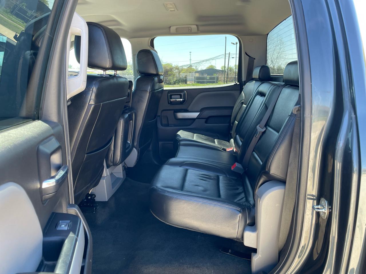 Chevrolet Silverado 1500 4WD Crew Cab 143.5" LT w/2LT 2018