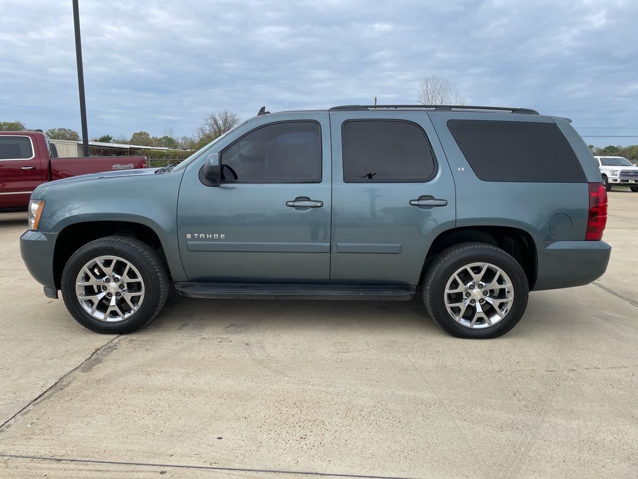 Chevrolet Tahoe 2WD 4dr 1500 LT w/1LT 2008