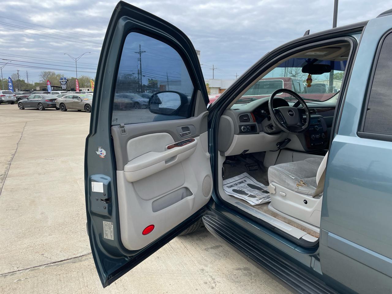 Chevrolet Tahoe 2WD 4dr 1500 LT w/1LT 2008