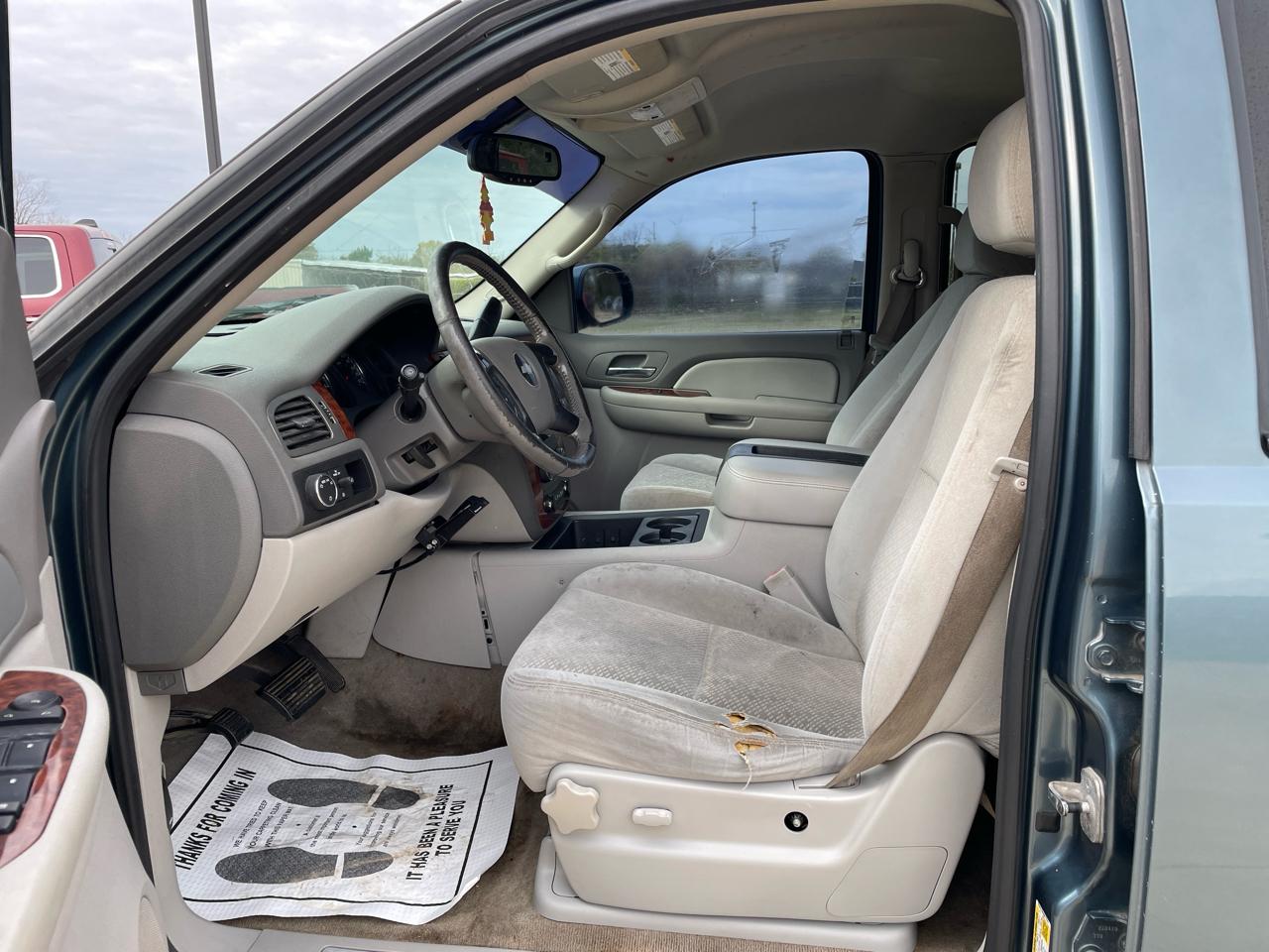 Chevrolet Tahoe 2WD 4dr 1500 LT w/1LT 2008