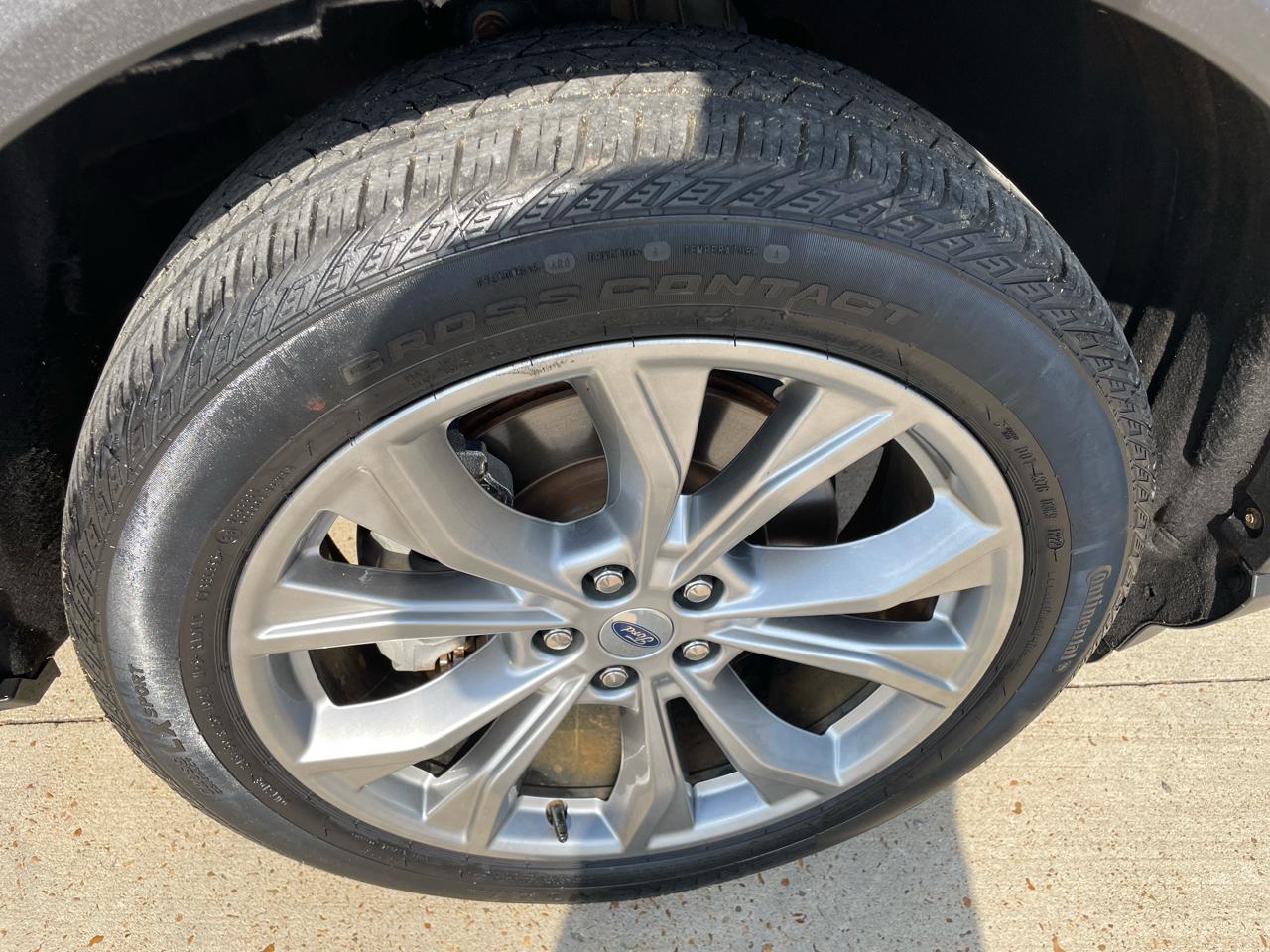 Ford Explorer Limited RWD 2020