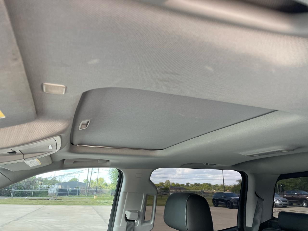 GMC Sierra 1500 4WD Crew Cab 143.5" SLT 2018