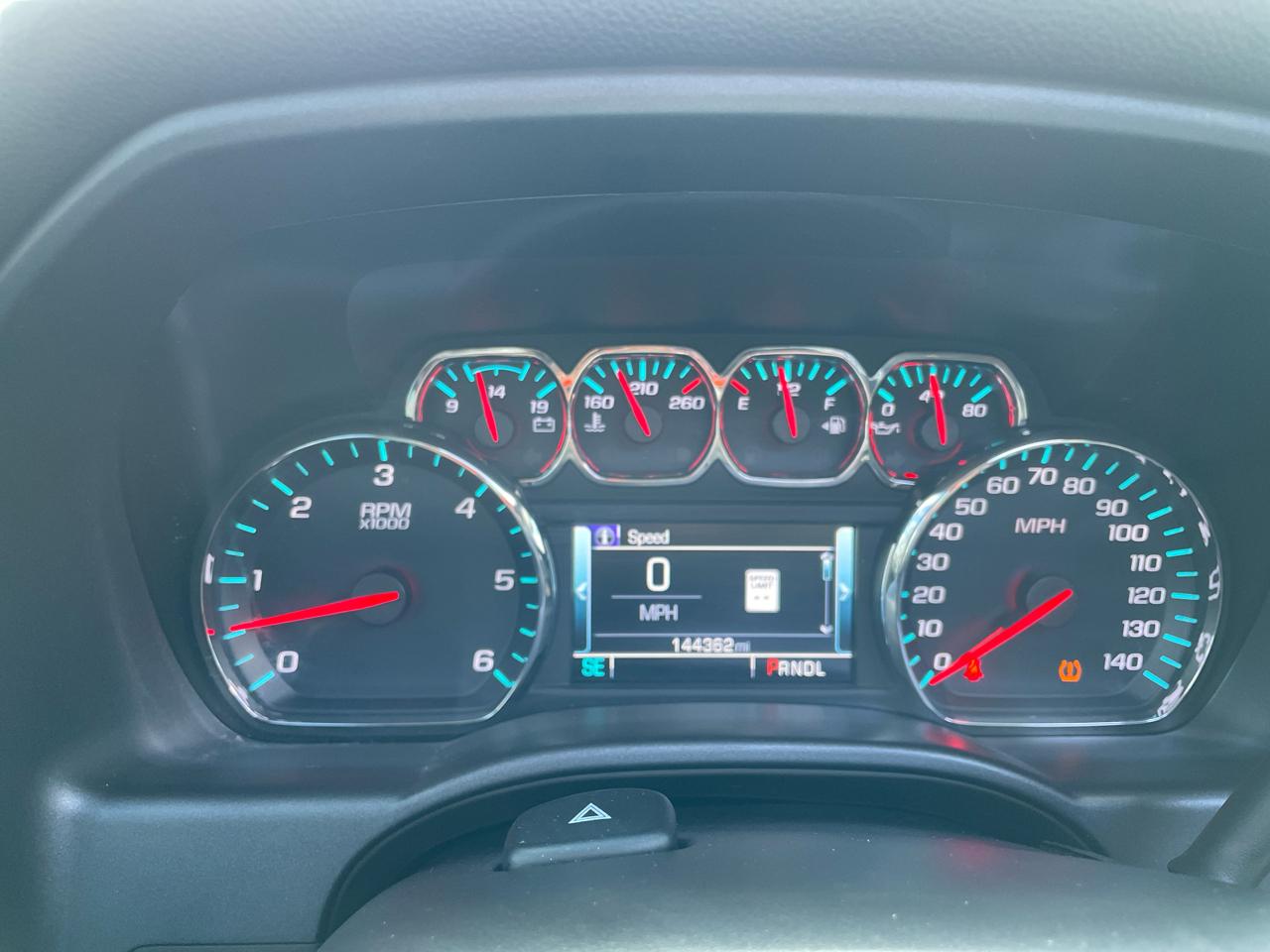 GMC Sierra 1500 4WD Crew Cab 143.5" SLT 2018