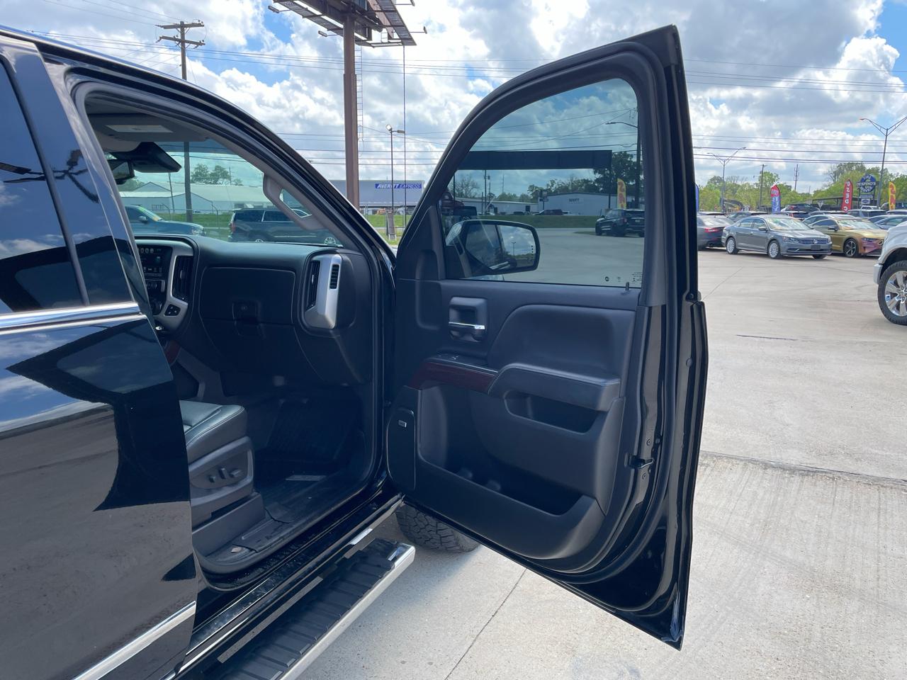 GMC Sierra 1500 4WD Crew Cab 143.5" SLT 2018