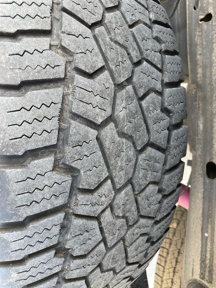 GMC Sierra 1500 4WD Crew Cab 143.5" SLT 2018