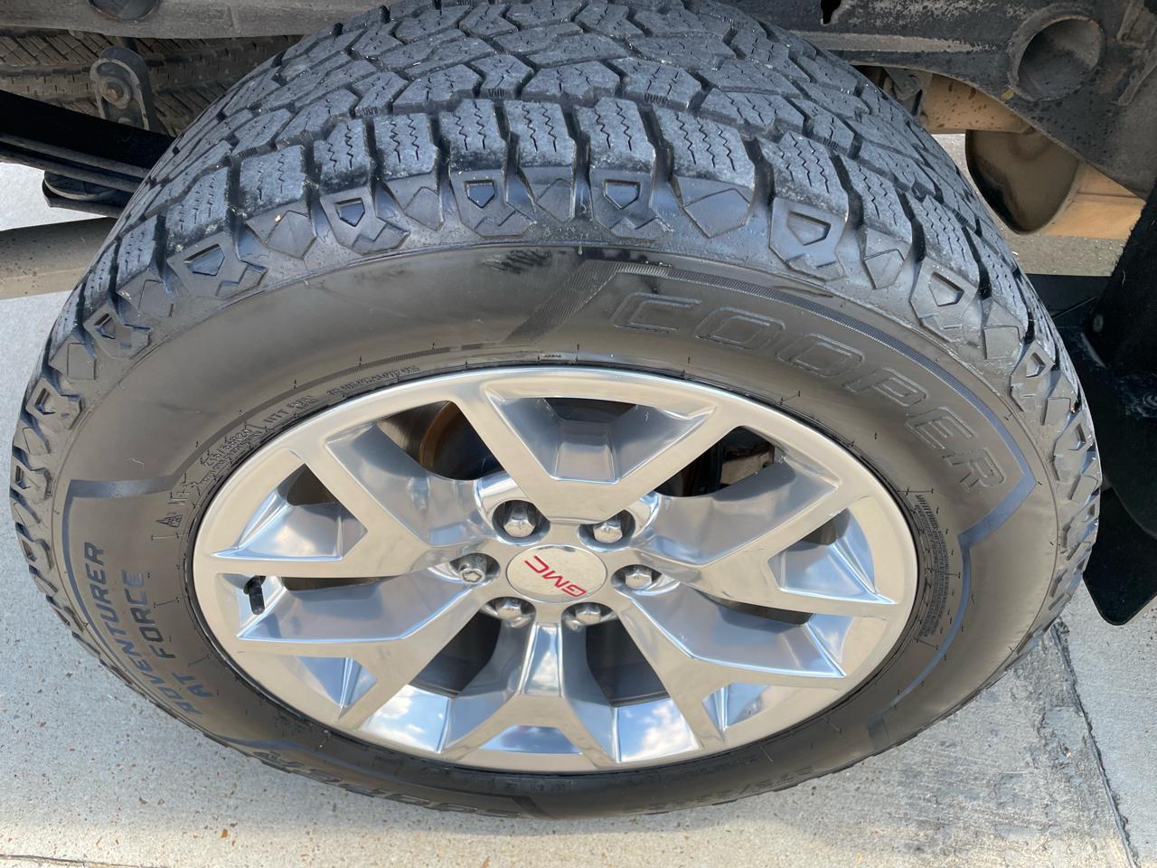 GMC Sierra 1500 4WD Crew Cab 143.5" SLT 2018