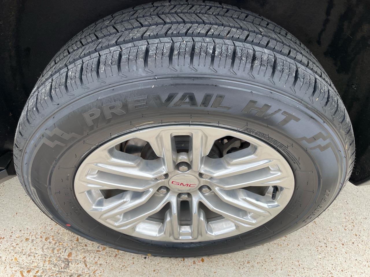GMC Yukon 2WD 4dr SLT 2021