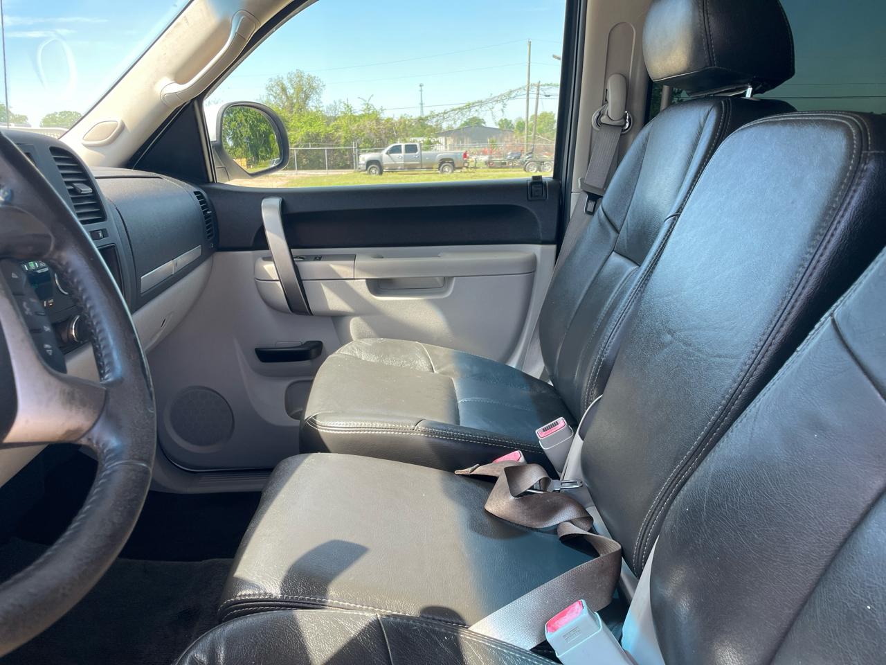 Chevrolet Silverado 1500 4WD Crew Cab 143.5" LT 2011