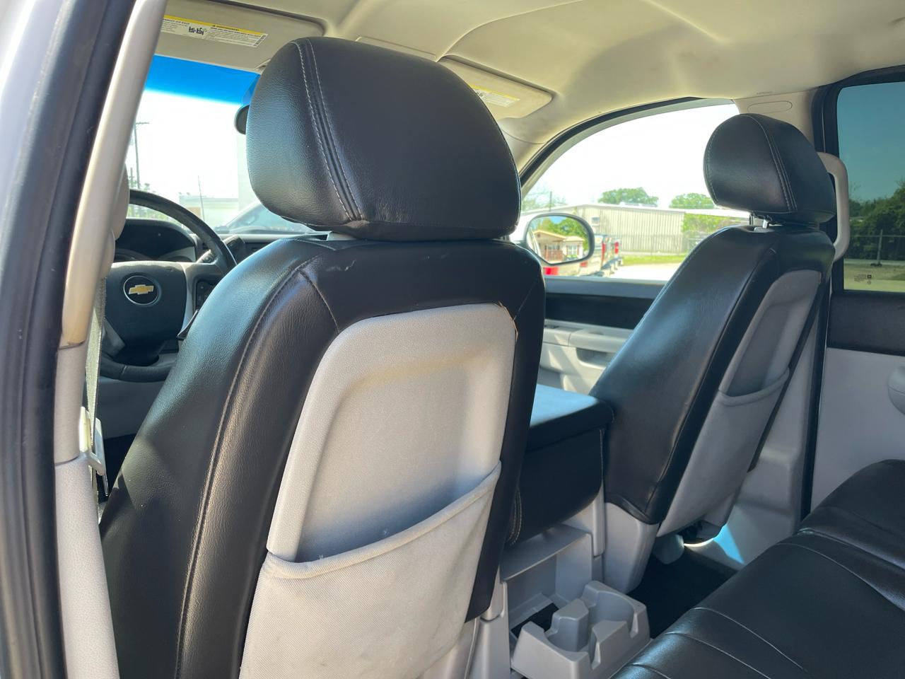 Chevrolet Silverado 1500 4WD Crew Cab 143.5" LT 2011