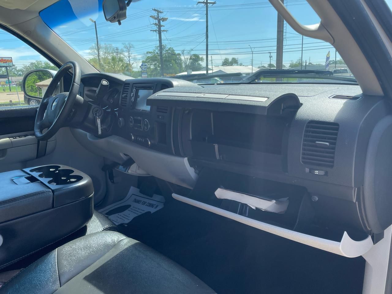 Chevrolet Silverado 1500 4WD Crew Cab 143.5" LT 2011