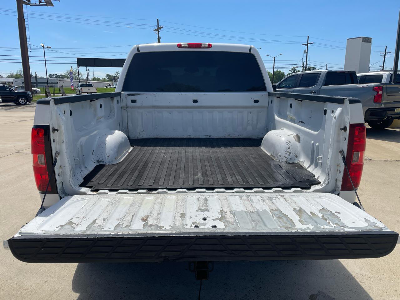 Chevrolet Silverado 1500 4WD Crew Cab 143.5" LT 2011