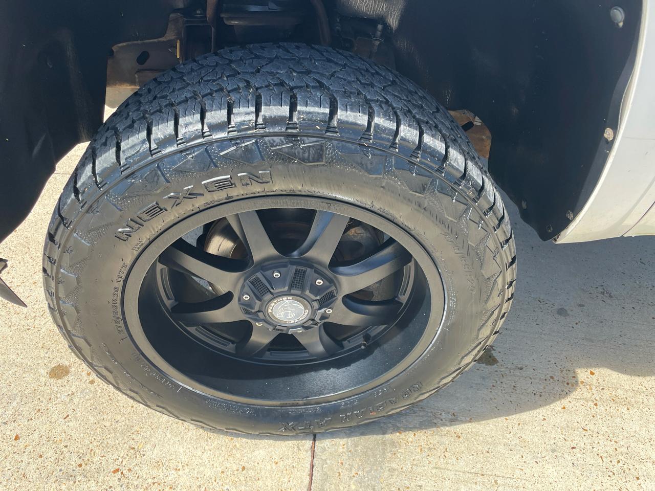 Chevrolet Silverado 1500 4WD Crew Cab 143.5" LT 2011