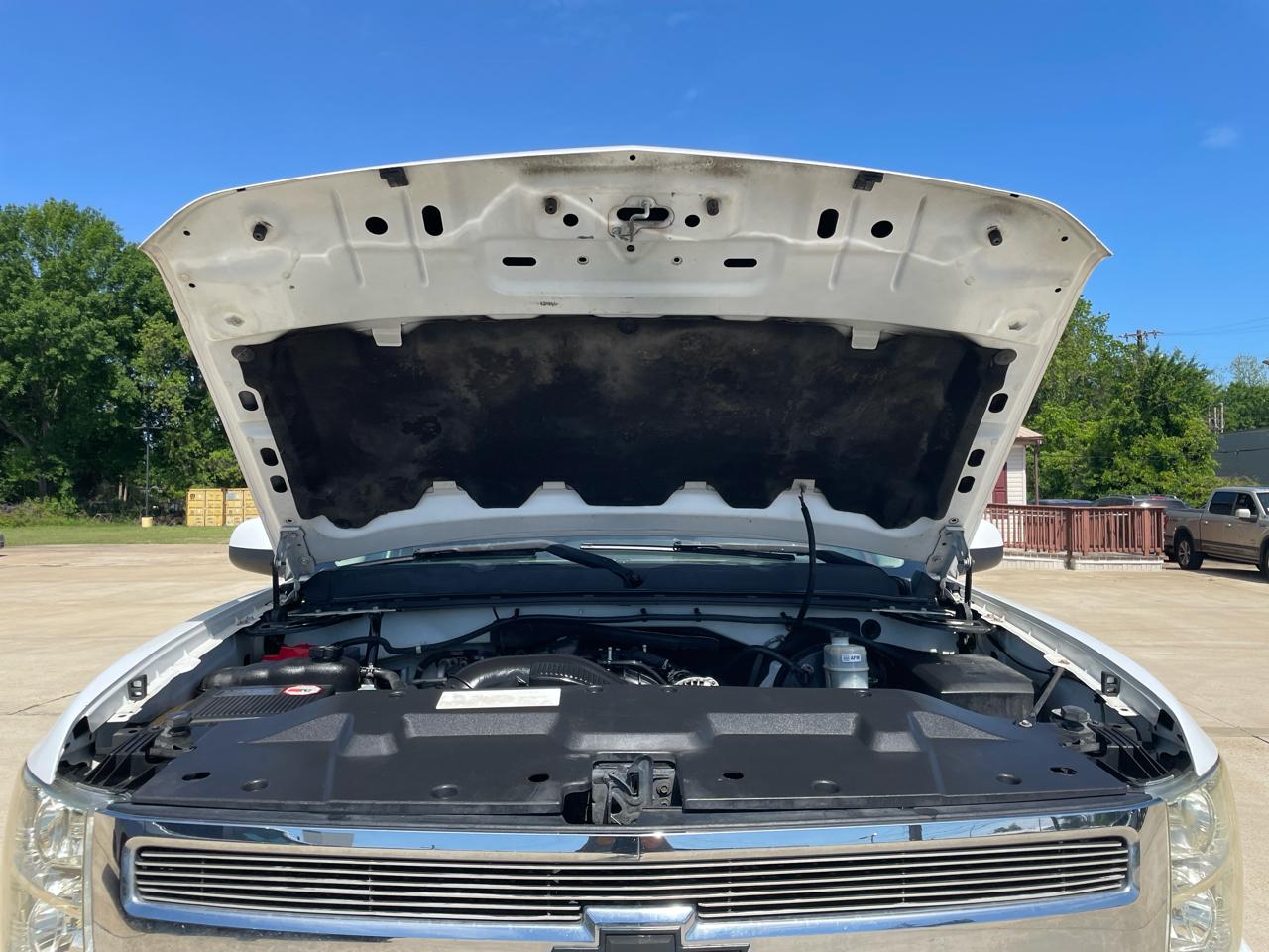 Chevrolet Silverado 1500 4WD Crew Cab 143.5" LT 2011