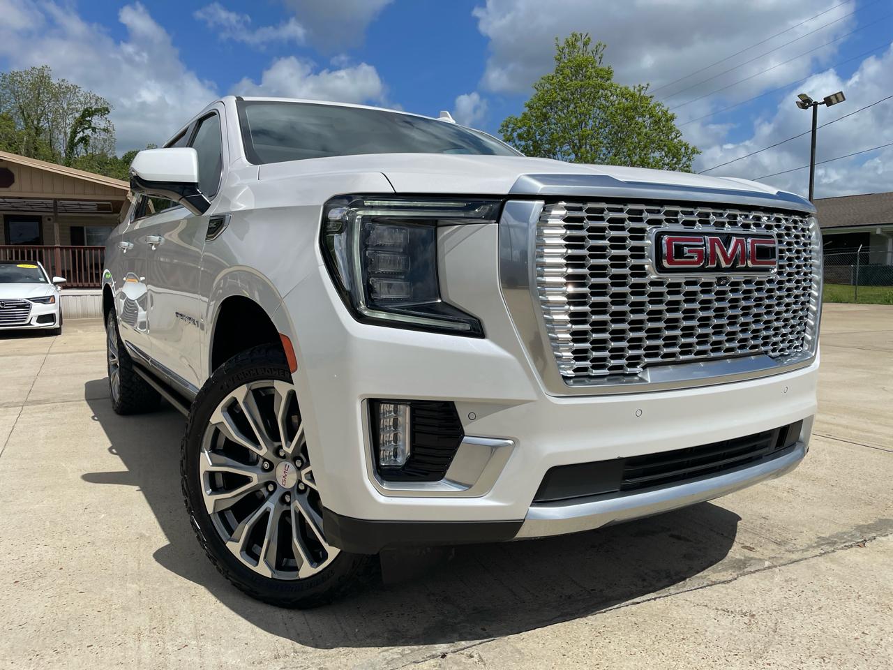 GMC Yukon XL 4WD 4dr Denali 2022