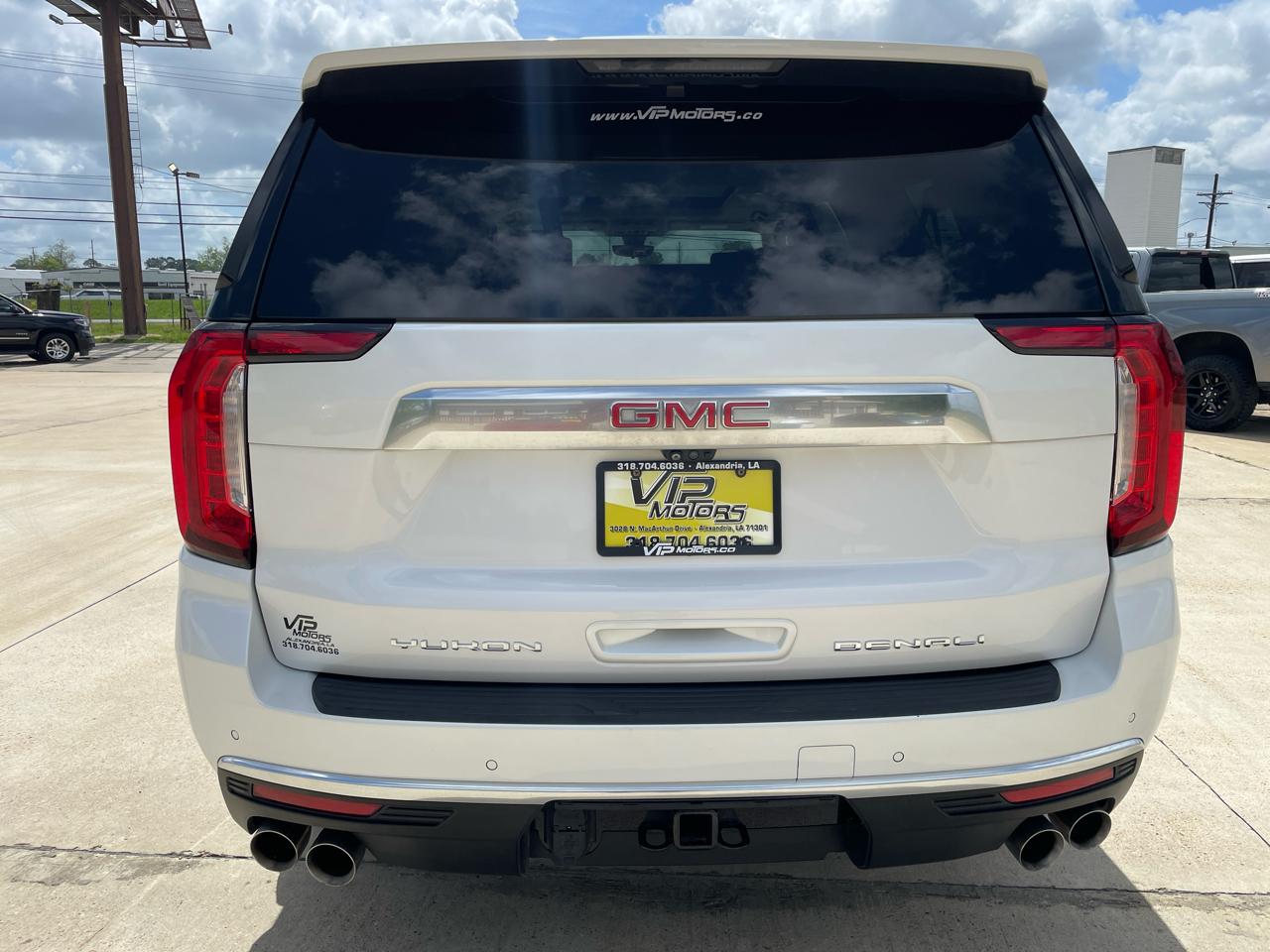 GMC Yukon XL 4WD 4dr Denali 2022