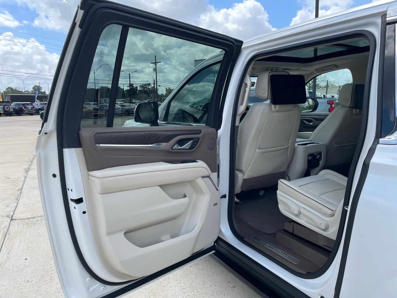 GMC Yukon XL 4WD 4dr Denali 2022